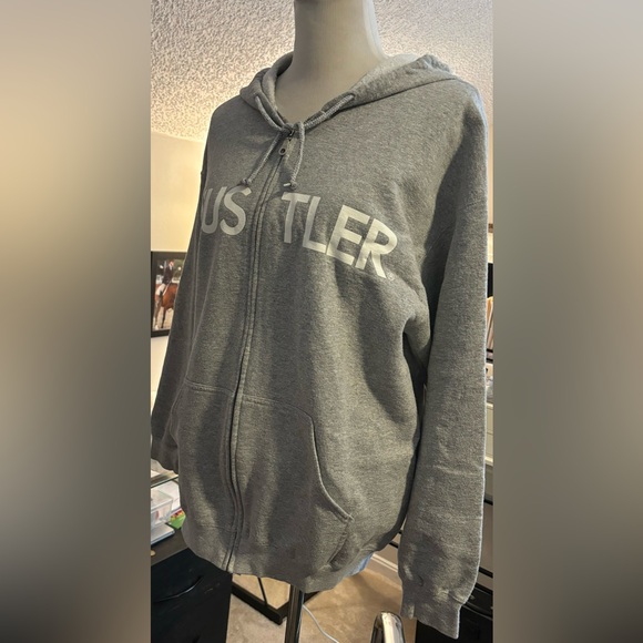 HUSTLER sweatshirt. Size Large - Picture 4 of 6